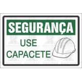 Use capacetes 